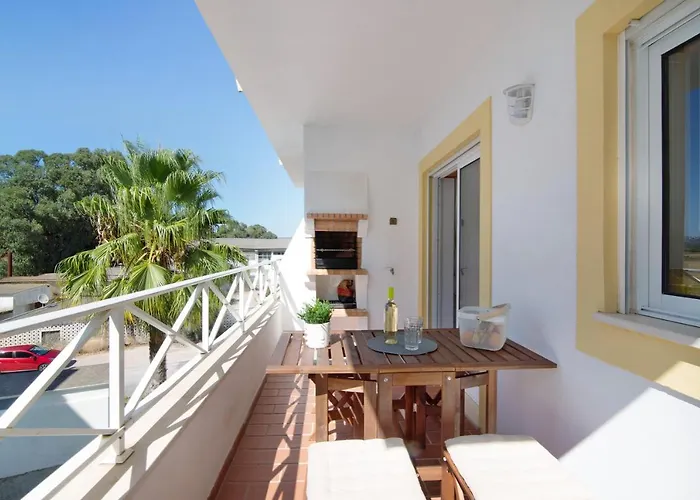 Superior One-Bedroom Apartment